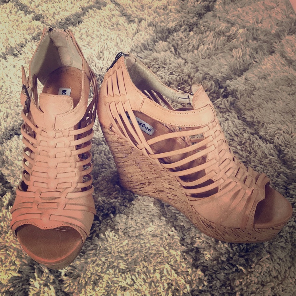 Tan Wedges